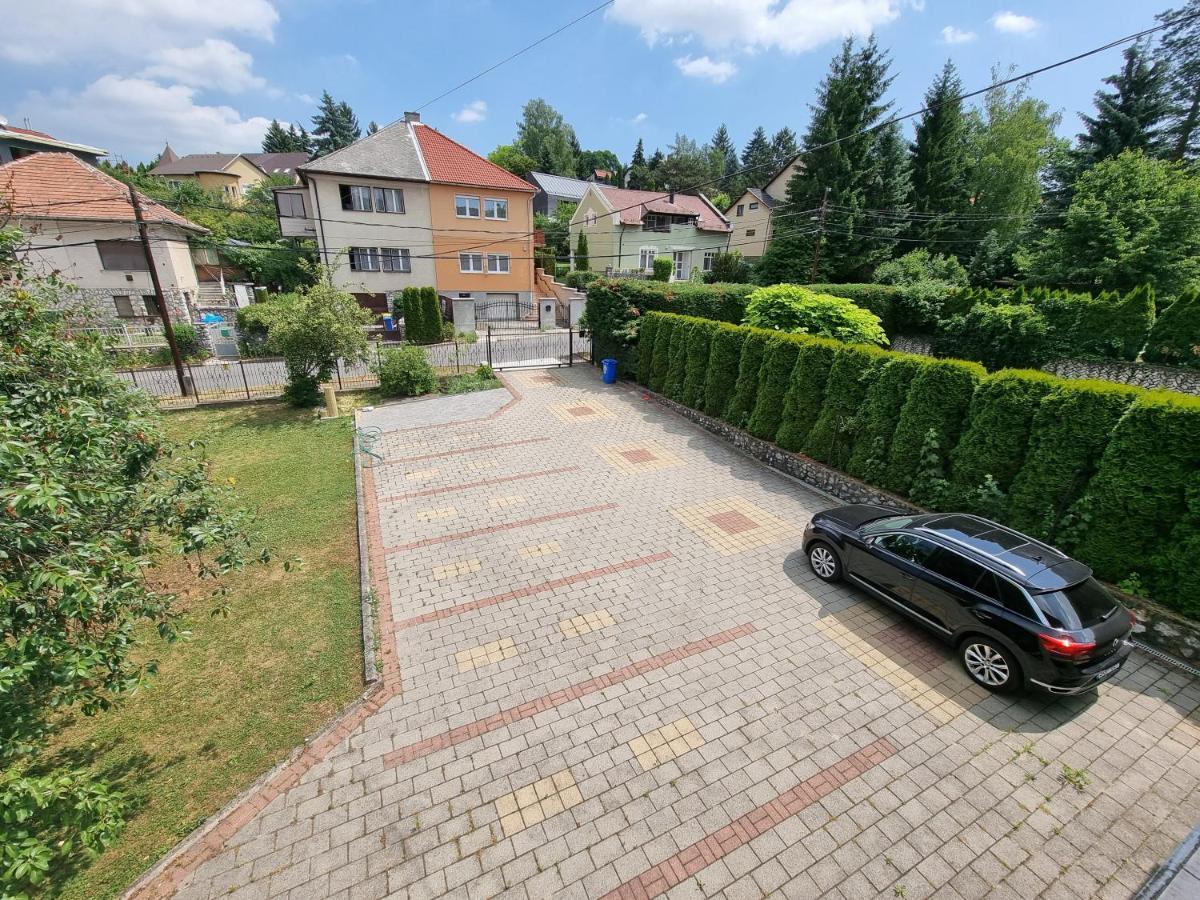 فندق Abigel 2 Vendeghaz ميسكولك المظهر الخارجي الصورة